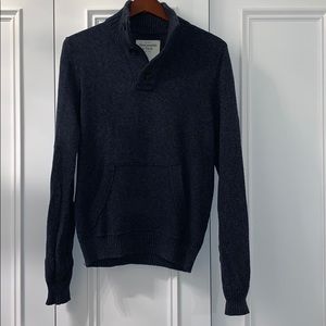 Abercrombie buttoned turtleneck sweater w-pockets